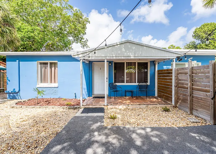 The Blue House Fort Lauderdale Airport/Cruise